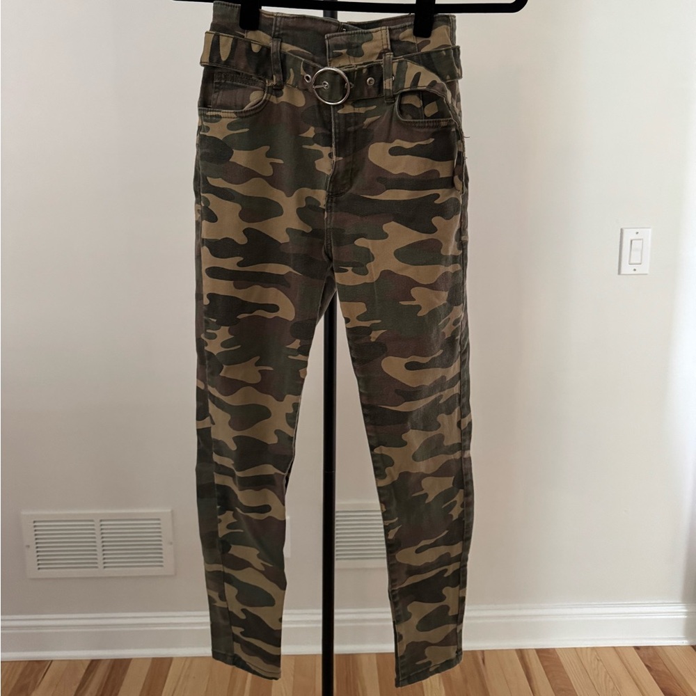 Bershka Camouflage Skinny Jeans
